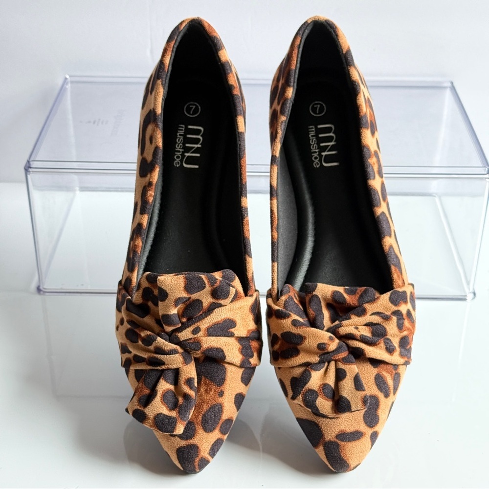 Musshoe Leopard Twist Casual Pointed Toe Flats - image 3